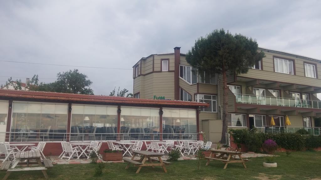 弗洛拉酒店 Burhanli 外观 照片